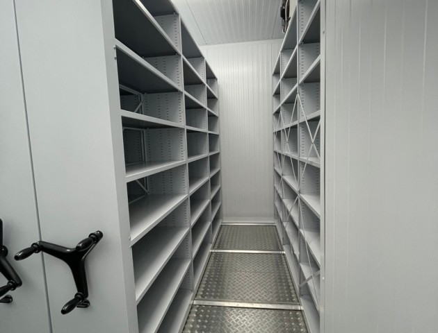 Складские стеллажи мобильные