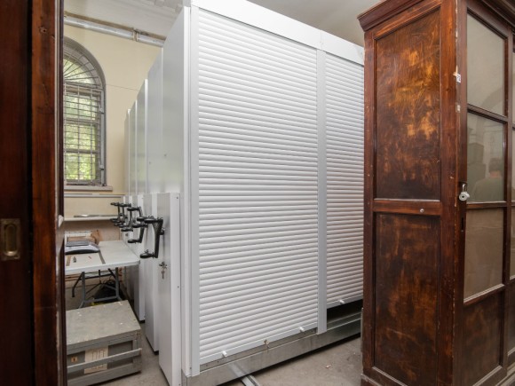 Двери-жалюзи