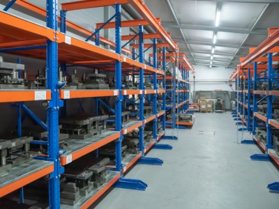Производственные стеллажи